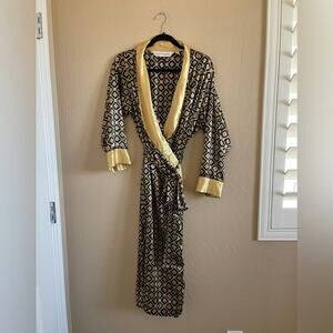 New Vintage Victoria's Secret Gold Regency Satin Wrap Kimono Robe